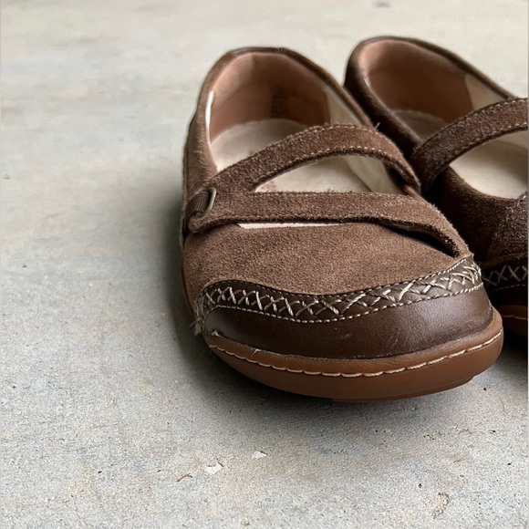 Timberland Earthkeeper Mary Jane Flat Shoe Brown Suede Size 7.5  Excellent - Picture 3 of 15